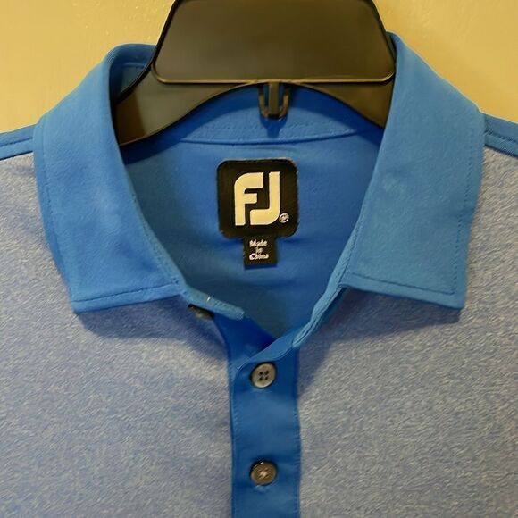 Footjoy Performance Stretch Golf Polo. Size M. “The Georgia Club” logo. - Picture 2 of 5
